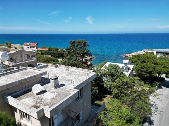 Zypern Kyrenia Alsancak Altes Zypern-Haus direkt am Meer zu verkaufen