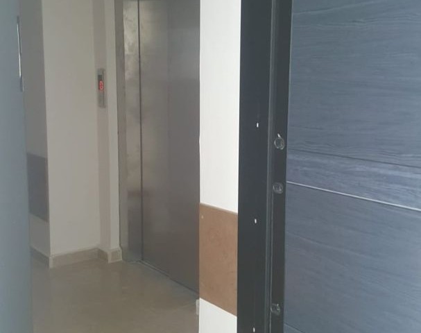 3+1 Wohnung Zum Verkauf In Kyrenia Zentrum ** 