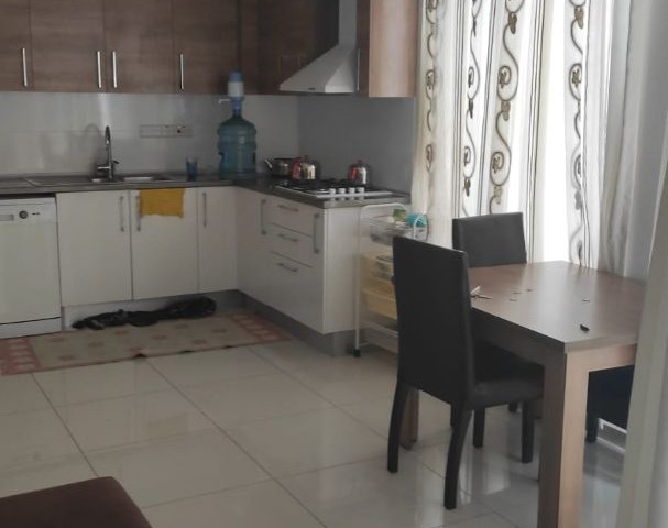 2+1 Wohnung Zum Verkauf In Kyrenia Zentrum ** 