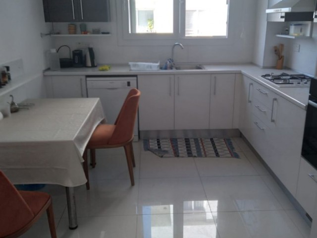 Three Bedroom for Rent in Girne