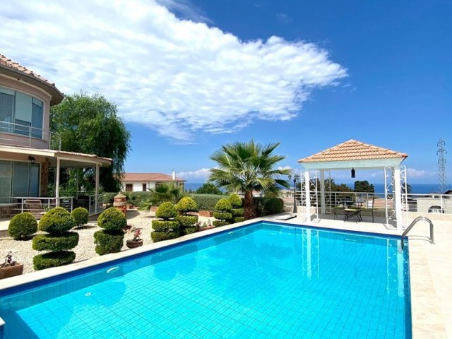 Four Bedroom Villa for Sale in Bellapais