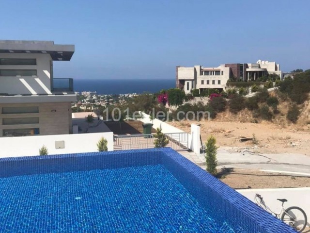 Four Bedroom Villa for Rent in Edremit