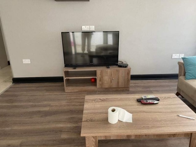 ANGEBOTE SERIE ... 2+1 VOLL MÖBLIERTE RESIDENZ WOHNUNG ZUR MIETE IN ROYAL SUITES RESIDENCE GEBÄUDE IN KYRENIA ZENTRUM NUSMAR MARKT BEZIRK ** 