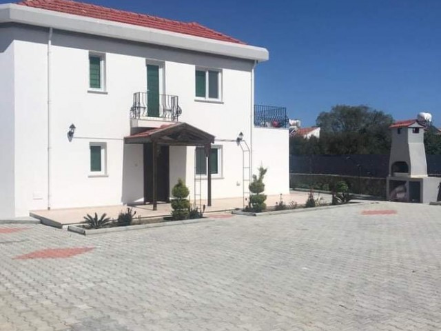 3+1 VOLL MÖBLIERTE DOPPEL LLOGARA VILLA ZUR MIETE MIT PRIVATEM POOL MIT HERRLICHER AUSSICHT IN ALSANCAK, DER PERLE VON KYRENIA ** 