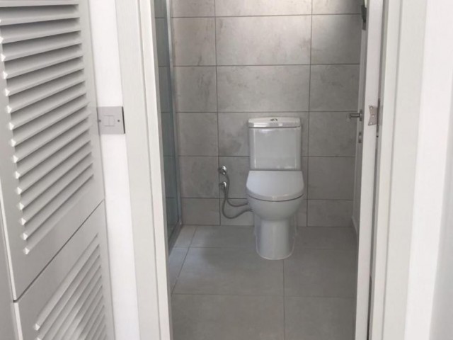 1 + 1 Wohnung Zu Verkaufen In Alsancak ** 