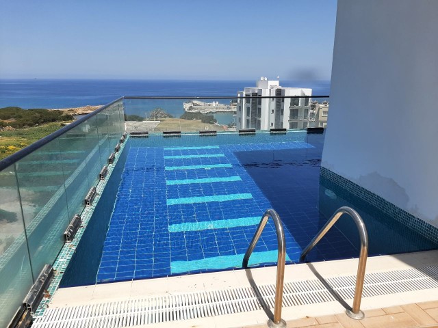 4+1 PENTHOUSE FOR SALE WITH A PRIVATE POOL WITH A UNIQUE VIEW IN THE CENTER OF KYRENIA ** 