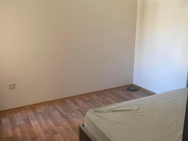 IT'S HANDCUFFED..3 + 1 APARTMENTS IN KYRENIA CITY CENTER, CLOSE TO EVERYTHING, VERY WELL-MAINTAINED, FULLY FURNISHED, COST-FREE, EQUIVALENT TO A COB LOAN ** 