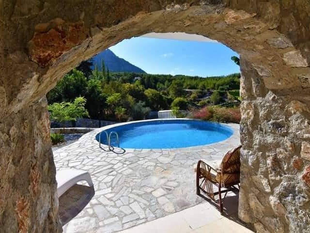 A FULLY FURNISHED 3+1 DUPLEX LUX VILLA WITH A GARDEN WITH A PRIVATE POOL WITH A GREAT VIEW OF NATURE IN THE KYRENIA EDREMIT REGION ** 