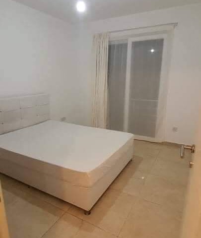 2 + 1 VOLL MÖBLIERTE RESIDENZ WOHNUNG ZUM VERKAUF IN TÜRKISCHEN KOKANLI MIT BEREITEM MIETVERTRAG IN EINEM GEPFLEGTEN GEBÄUDE MIT AUFZUG IN KYRENIA ZENTRUM NUSMAR MARKTBEREICH ** 