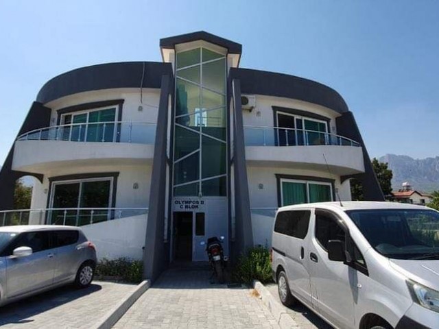 FIRSATT ✨ ..A FULLY FURNISHED 1 + 1 APARTMENT WITH A TERRACE OF 60m2 INDOOR AREA 40m2 WITH A GREAT VIEW, SUITABLE FOR AN EQUIVALENT LOAN OF KOCHAN IN THE KARAOGLANOGLU DISTRICT OF KYRENIA ** 