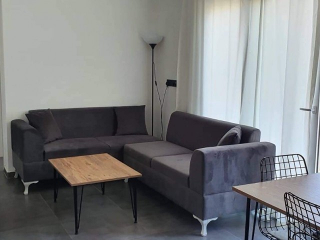 FIRSATT ✨ ..1 + 1 FULLY FURNISHED APARTMENT FOR RENT WITH A CLOSED AREA OF 75m2 WITH A SEPARATE KITCHEN -SPACIOUS BALCONY LOCATED VERY CLOSE TO THE STREET IN THE ALSANCAK DISTRICT OF KYRENIA ** 