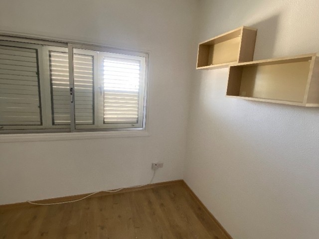 Jul 3+1 apartment with a quiet and quiet location in the most convenient area of Nicosia!(special price will be given for annual advance payments) ** 