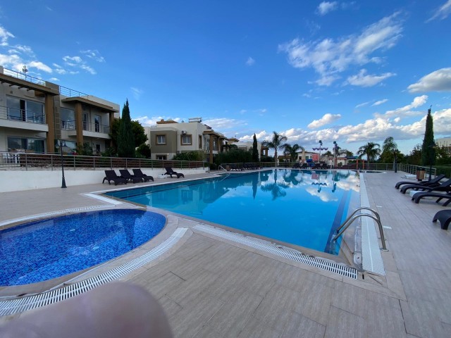  In Kyrenia (Karakum region), the magnificent location (close to stops and market, rest) 1+1 is waiting for its new tenant! 6 months rent 500stg 12 months in advance payment 450 Stg