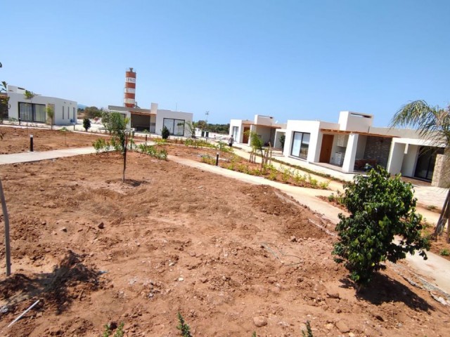 10 Minuten zu Fuß zum Strand Ayfilon in Dipkarpaz 3 + 1 Einfamilienhaus zum Verkauf mit Berg - und Naturblick ** 