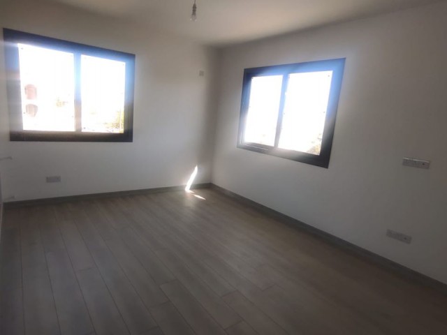 3 + 1 geräumige Villa zum Verkauf in Nikosia zum Verkaufspreis! ** 