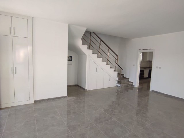 3+1 large villa for sale in Nicosia with a campaign price!