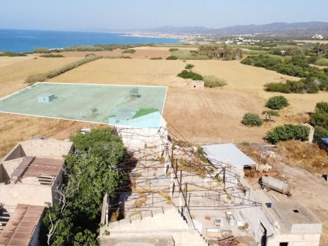 Yenierenköy, 2 Hektar Land Zum Verkauf Im Alten Hafen ** 