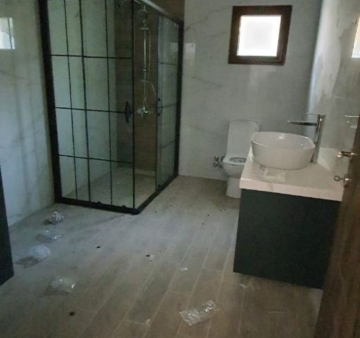 MAGOSA BAYKALDA KAÇIRILMAYACAK  FİYATA 4+1 PENTHOUSE