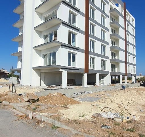 A PENTHOUSE FOR 78,000 POUNDS AT AN UNMISSABLE PRICE IN YENIBOGAZ. IT IS BUILT WITH 1ST CLASS MATERIALS 600 METERS FROM THE SEA. DELIVERY DATE October 2022 ** 