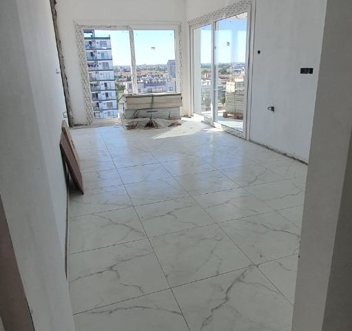 A PENTHOUSE FOR 78,000 POUNDS AT AN UNMISSABLE PRICE IN YENIBOGAZ. IT IS BUILT WITH 1ST CLASS MATERIALS 600 METERS FROM THE SEA. DELIVERY DATE October 2022 ** 