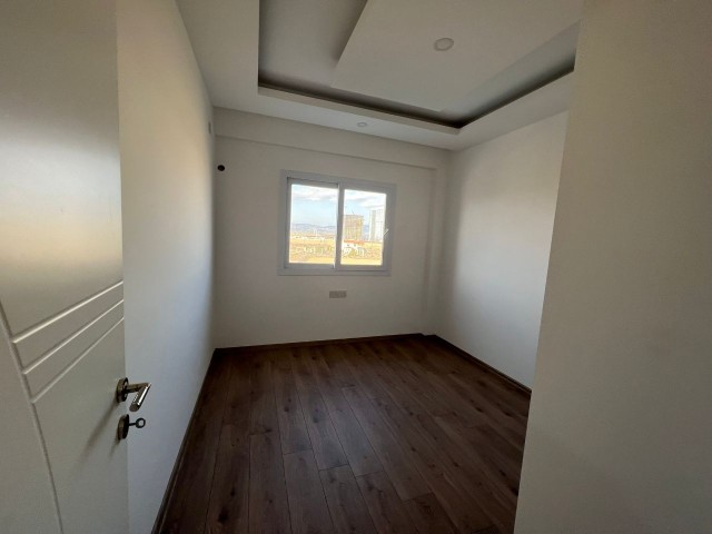 2+1 flat for sale in Iskele Long Beach area