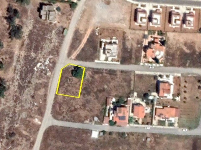 Corner plot for sale in Iskele suitable for house or villa construction