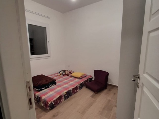 MAĞUSA GÜLSEREN’DE 2+1 FULL EŞYALI DAİRE 