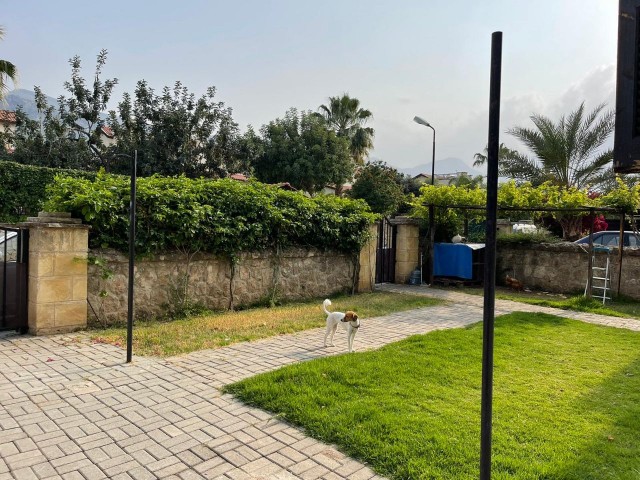 3+1 400 M2 VILLA ZUM VERKAUF IN ÇATALKÖY