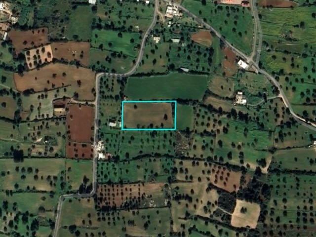 4 acres of zoned land for sale in Sipahi