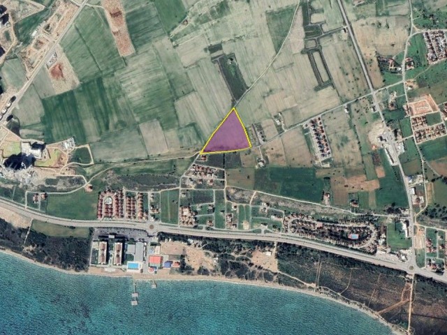 20 DECLARES OF ZONED LAND FOR SALE IN İSKELE BAHÇALAR