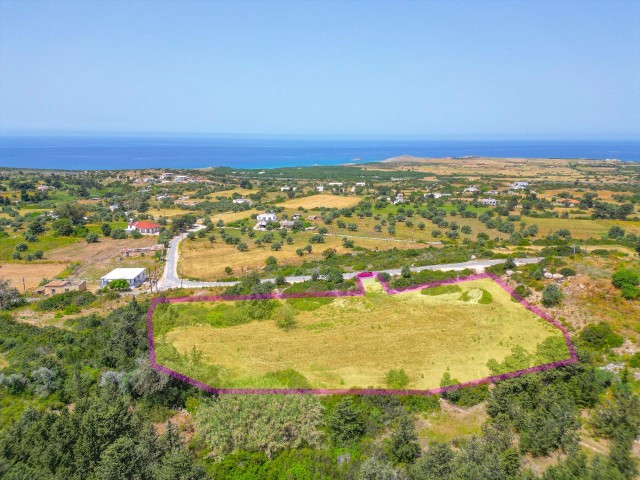 3 DONE 2700 SQUARE LAND FOR SALE IN YENİERENKÖY