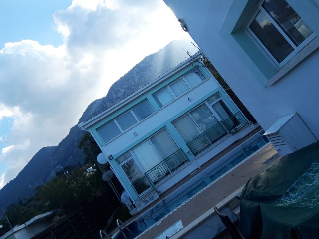 4+1 twin villas in Lapta, Kyrenia 1+1 auxiliary house, private pool