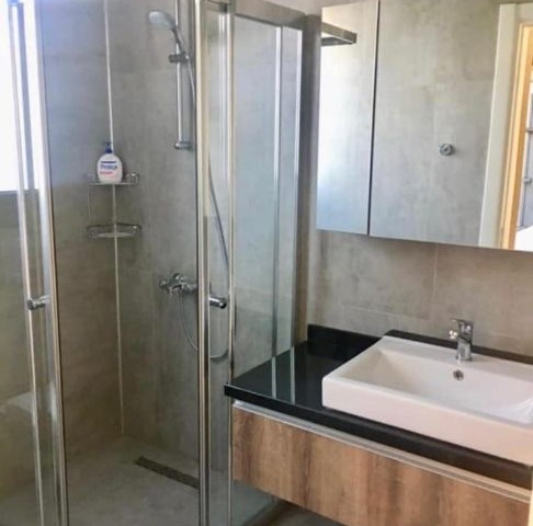 Girne Ozanköy'de kiralık 1+1 daire