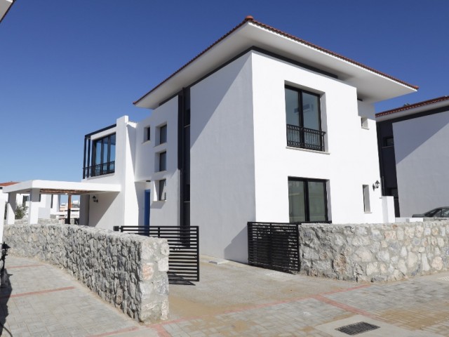 Doğanköy Levantine - Girne Merkez'de 4+1 Satılık Villa