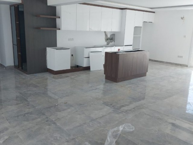 Girne Merkez'de 3+1 Satılık Penthouse