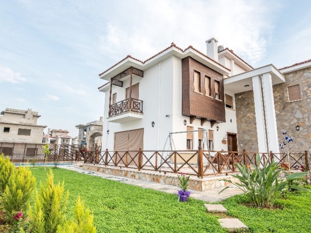 Bellapais'te 3+1 Satılık Villa - Bellapais Köşkleri