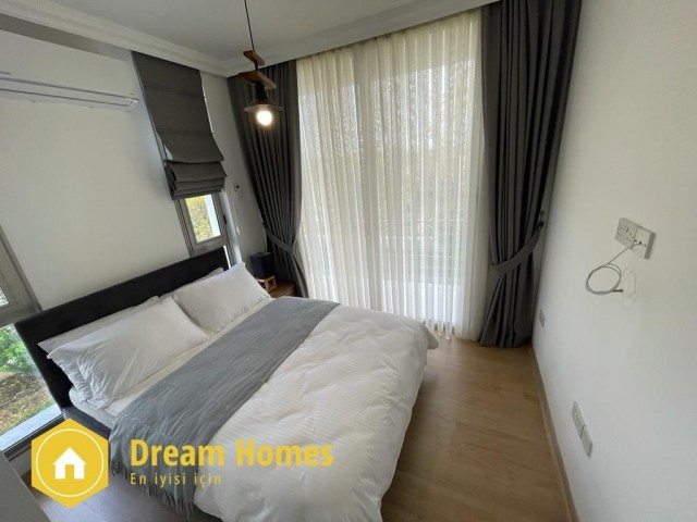 2+1 Flat for Sale in a Complex in Girne, Alsancak