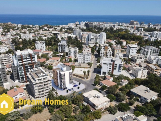 Апартаменты 2+1 качества для продажи в центре Кирении, Кипр, в нескольких минутах ходьбы от порта ** 