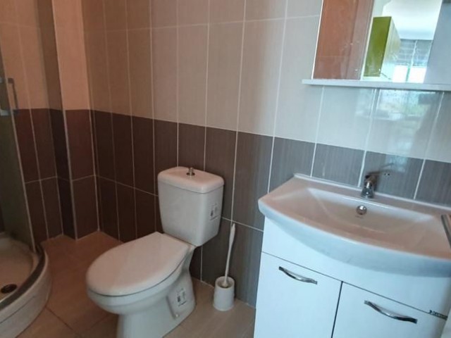 1+1 Luxus-Wohnung zum Verkauf mit privater Terrasse in Zypern Kyrenia Karaoglanoglu ** 