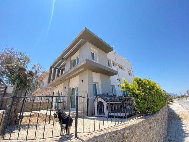 3 + 1 Luxusvilla zum Verkauf mit Berg-und Meerblick in Zypern Kyrenia Ozanköy ** 