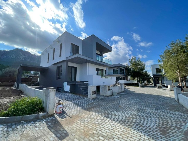 LUXUSVILLA MIT 4+1 BODRUM ZUM VERKAUF IN ZYPERN KYRENIA EDREMIT ** 