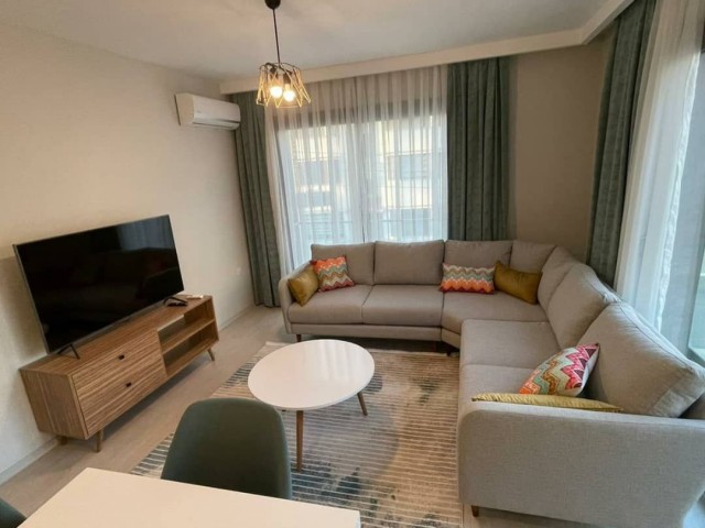 2+1 LUXUS-WOHNUNG ZUR MIETE IN KYRENIA ZENTRUM VON ZYPERN ** 