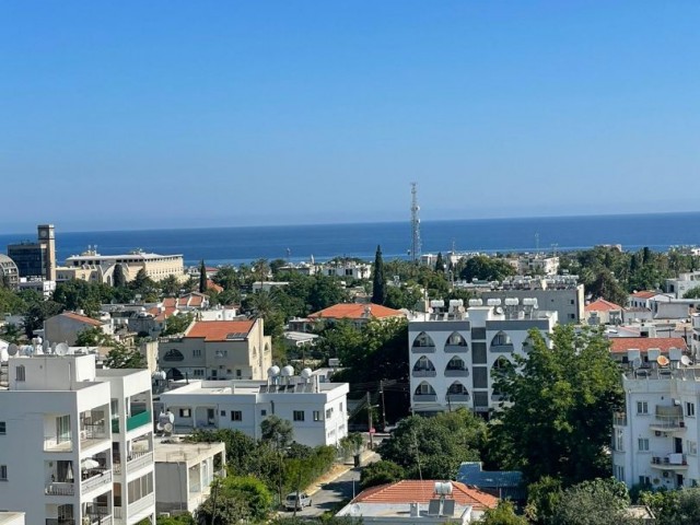 3+1 LUXUS-WOHNUNG ZUM VERKAUF IN ZYPERN KYRENIA ZENTRUM ** 