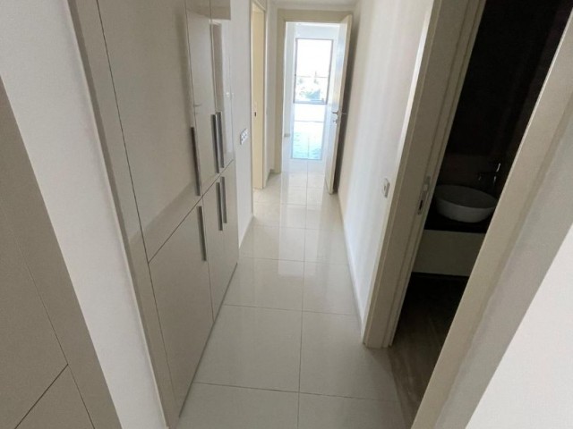 KIBRIS GİRNE MERKEZ'DE SATILIK 3+1 LÜKS DAİRE