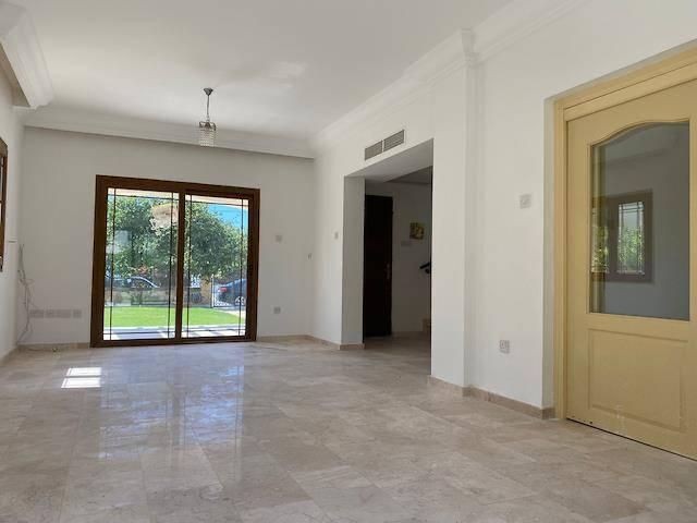 Zypern Kyrenia Alsancak 100 Meter vom Meer entfernt, 1000 M2 land, 4+1 Luxusvilla zum Verkauf mit privatem Pool ** 