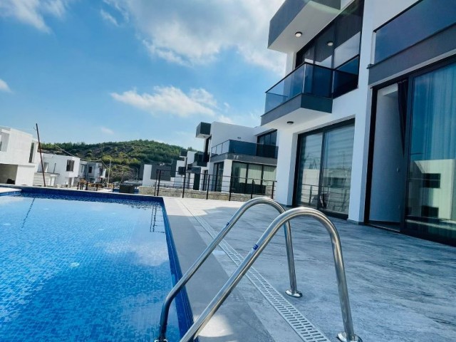 3+1 LUXUSVILLA MIT PRIVATEM POOL IN KYRENIA EDREMIT ** 