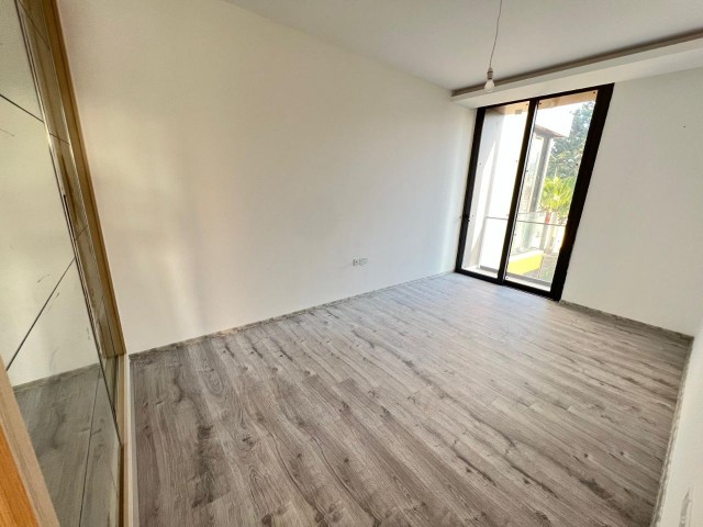 3+1 En-Suite Residenz-Wohnungen zum Verkauf in der Bellapais Road, der Perle von Kyrenia, in einer ganz besonderen Lage, mit herrlichem Berg- und Meerblick, mit überdachtem Parkplatz