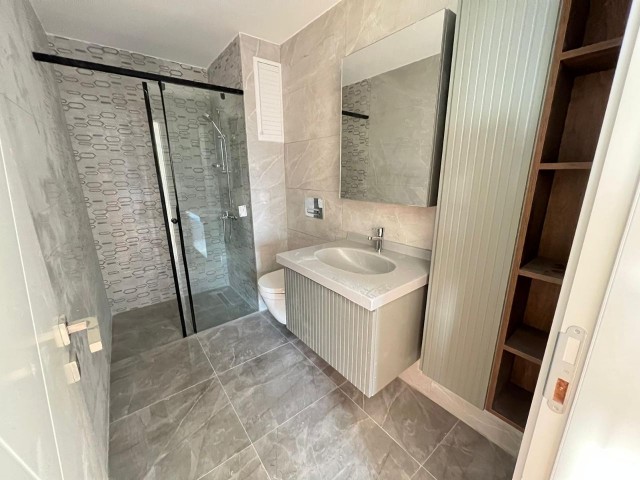 Продажа апартаментов 3+1 En-Suite Residence на Bellapais Road, жемчужина Кирении, в очень особенном месте, с великолепным видом на горы и море, с крытой парковкой.