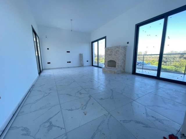 4+1 VILLA FOR SALE IN CYPRUS GIRNE LAPTA