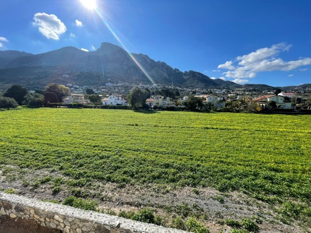 4+1 VILLA ZUM VERKAUF IN ZYPERN GIRNE LAPTA